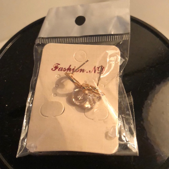 Heart shaped earrings - Picture 1 of 3